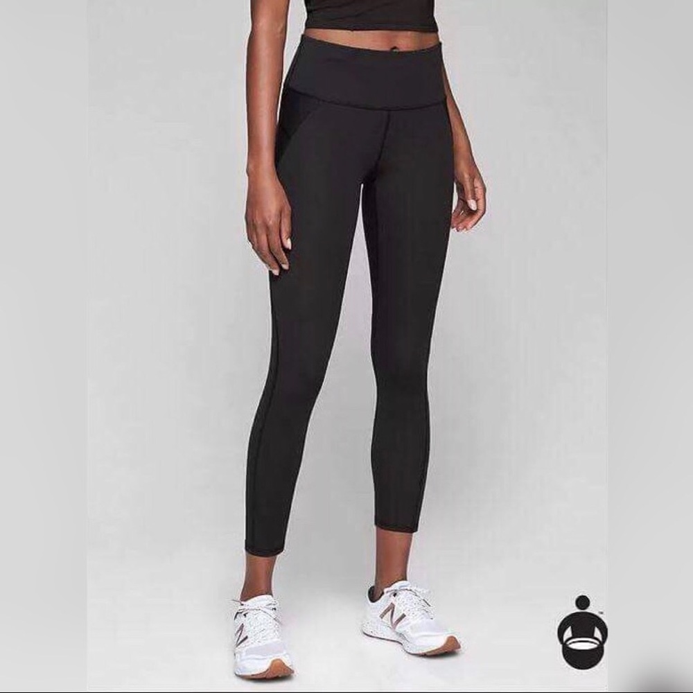 Medium Athleta 7/8 Stealth Tights leggings black